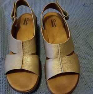 Clark's wedge sandals